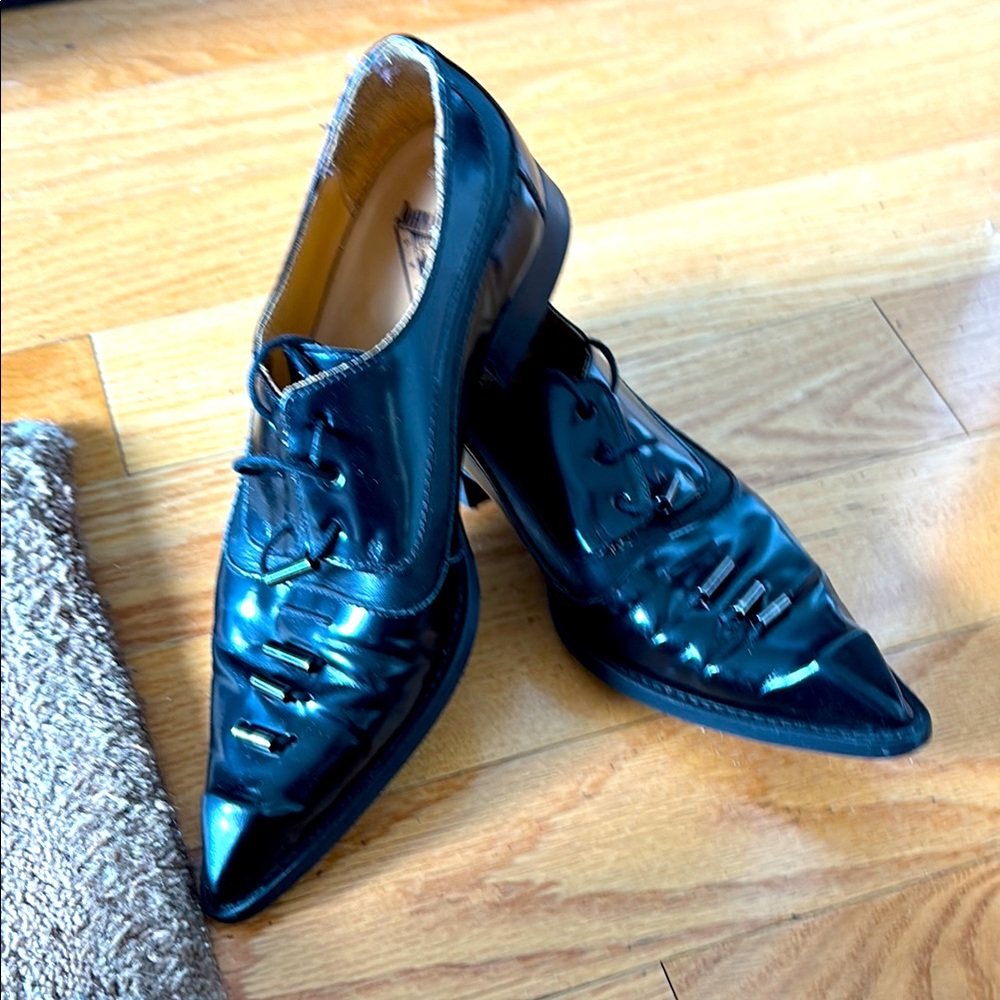 Fluevog 9 Swordfish Hi Hagen.  In great condition!
